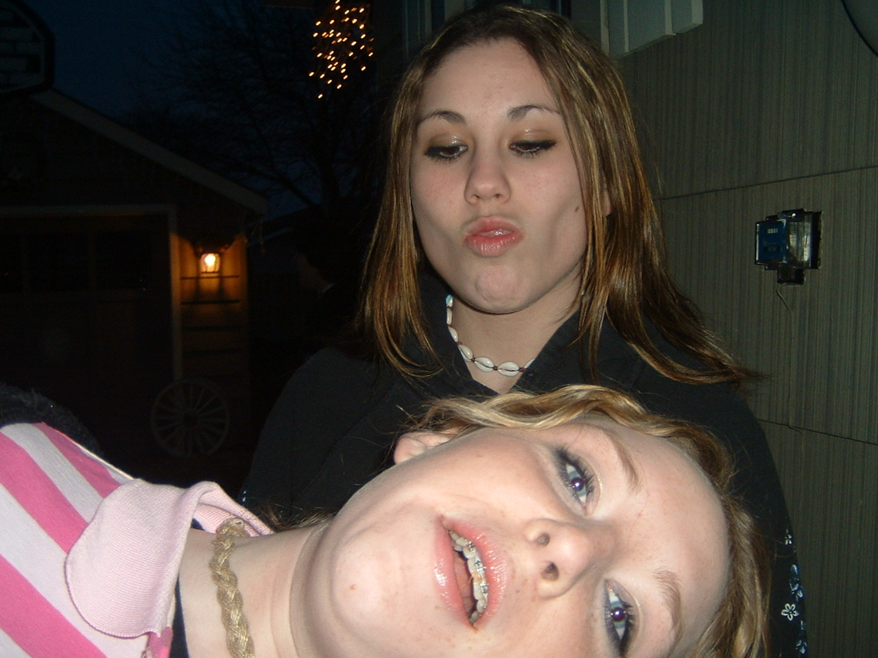 picture098.jpg